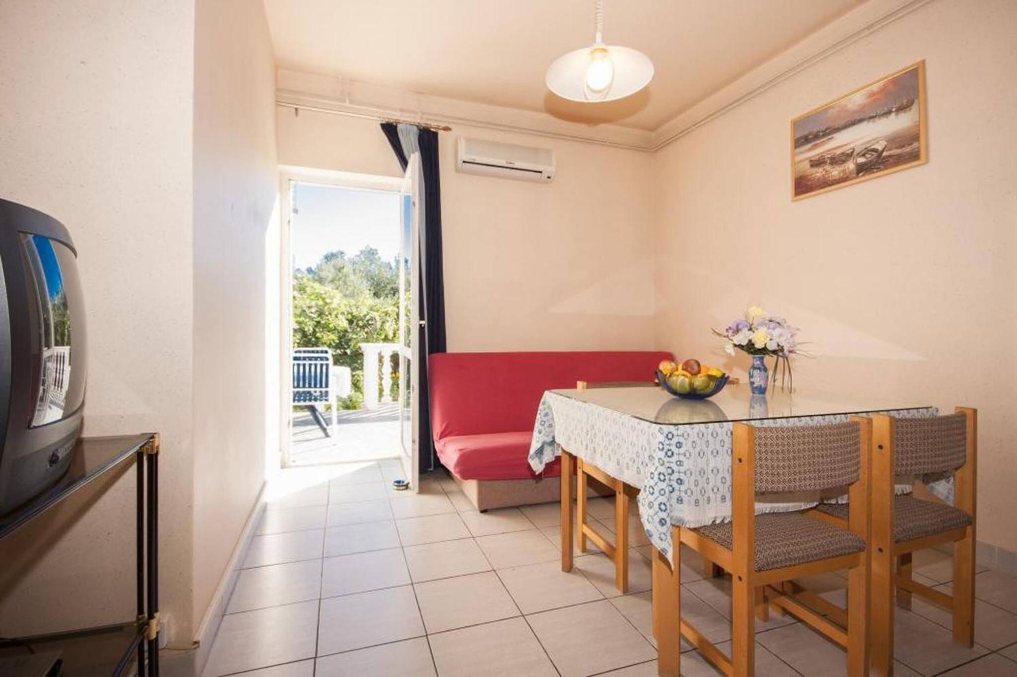 Apartments Zdenka Brodarica  Ngoại thất bức ảnh
